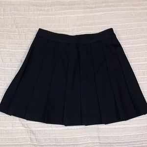 Aritzia Sundays Best Pleated Skirt